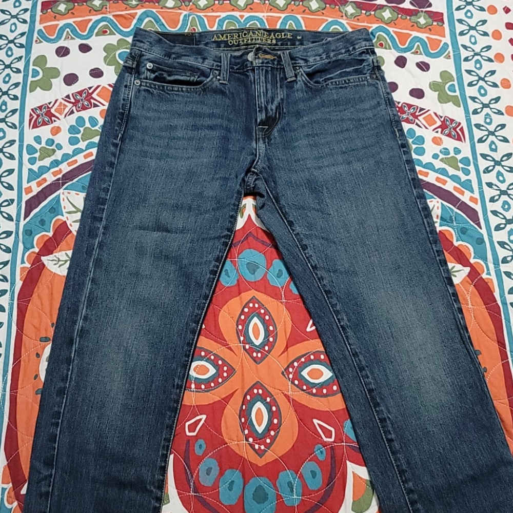 American Eagle Outfitters dark blue jeans